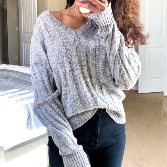 Sweaters - Oversized, chunky 90’s sweater ⛄️